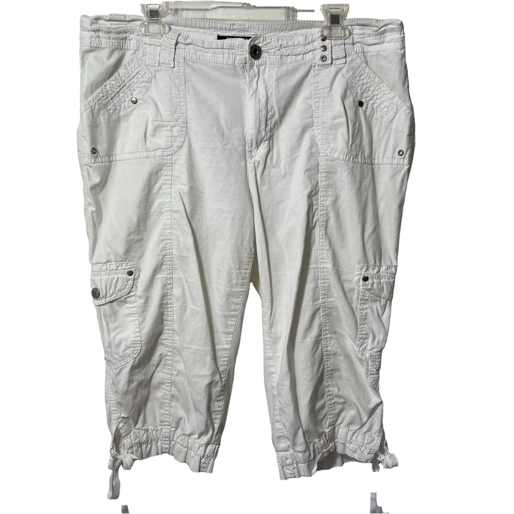 Roz & Ali White Cargo Capri Pants Six-Pocket Hem Ties Mid-Rise 14